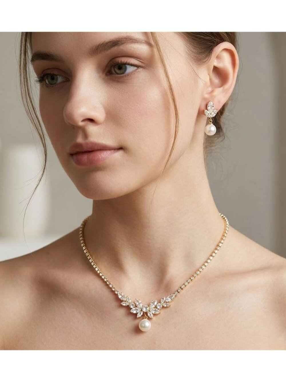 Tigerstars Gold Pearly Pointed CZ Stone Necklace